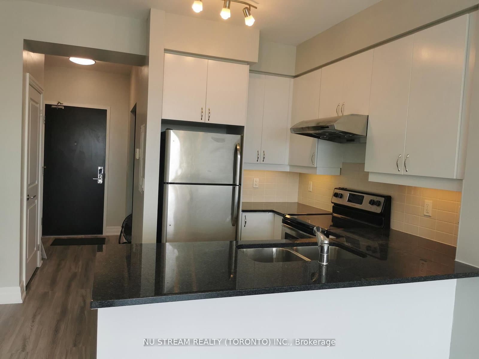 8110 Birchmount Road, Unit 605 thumbnail 9