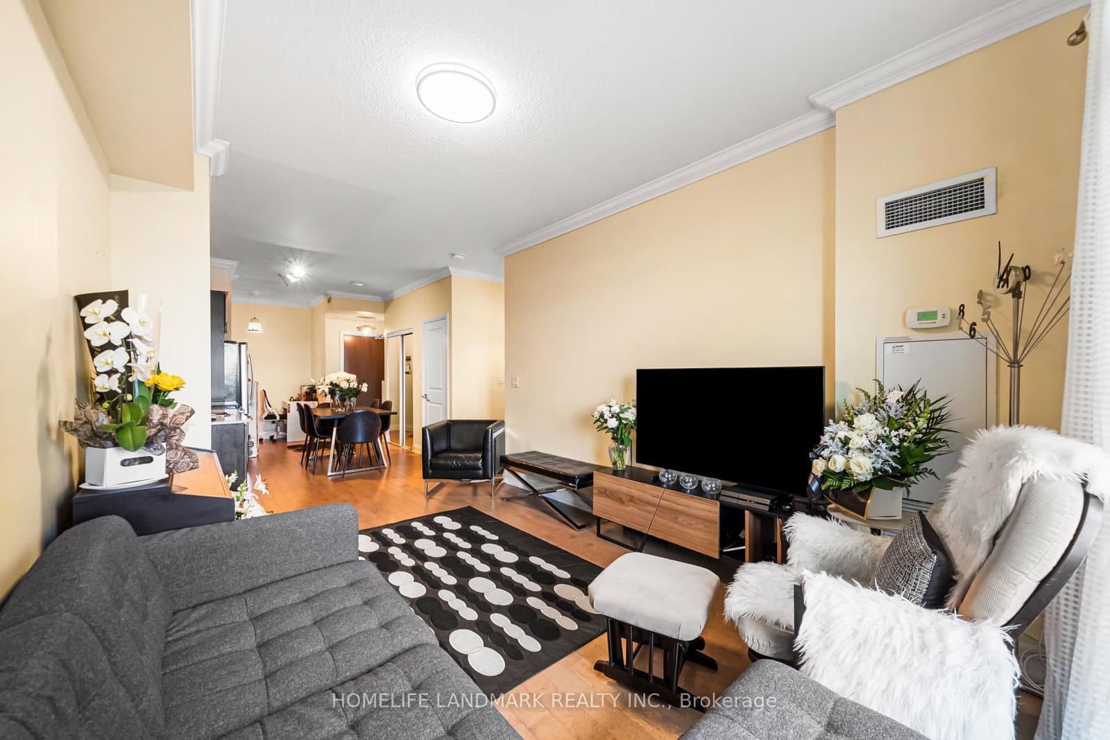 7171 Yonge Street, Unit 506 thumbnail 7