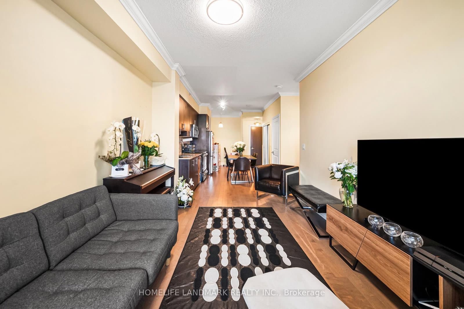 7171 Yonge Street, Unit 506 thumbnail 8