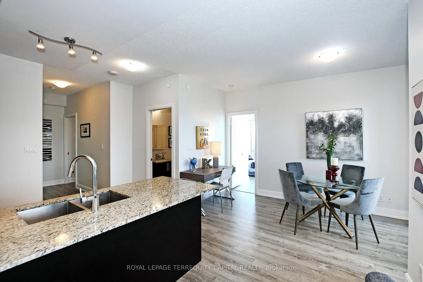 9608 Yonge Street, Unit 1011 thumbnail 16