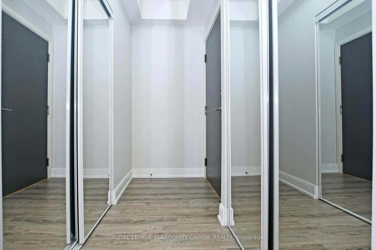 9608 Yonge Street, Unit 1011 thumbnail 4