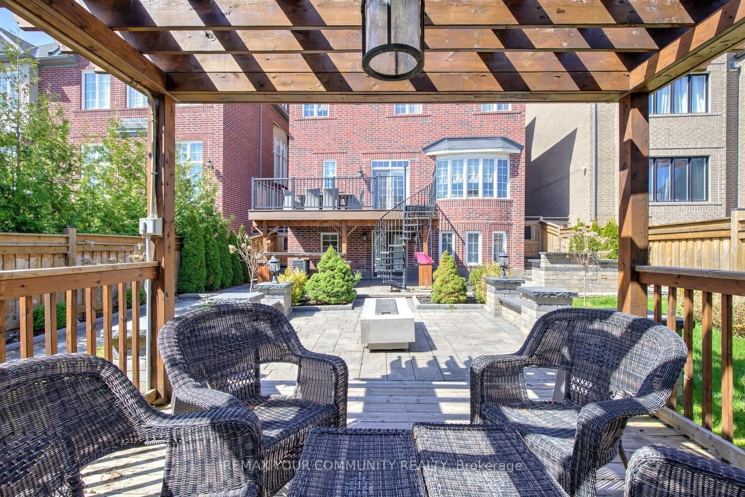 75 Baldry Avenue thumbnail 50