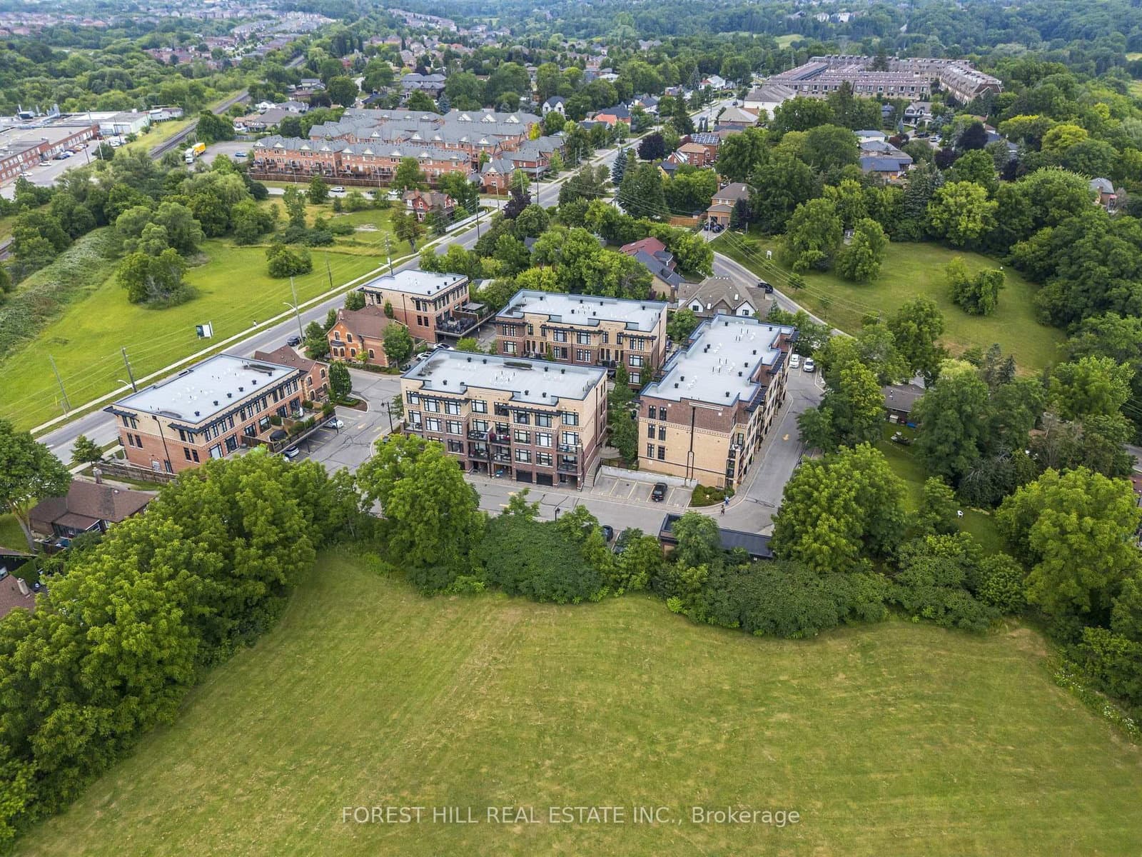 8169 Kipling Avenue, Unit 28 thumbnail 21