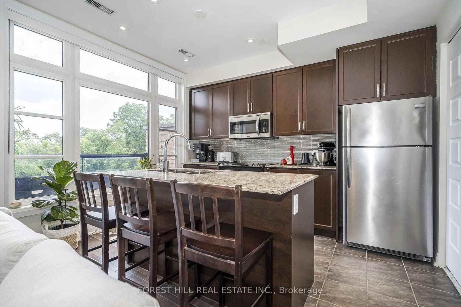 8169 Kipling Avenue, Unit 28 thumbnail 6