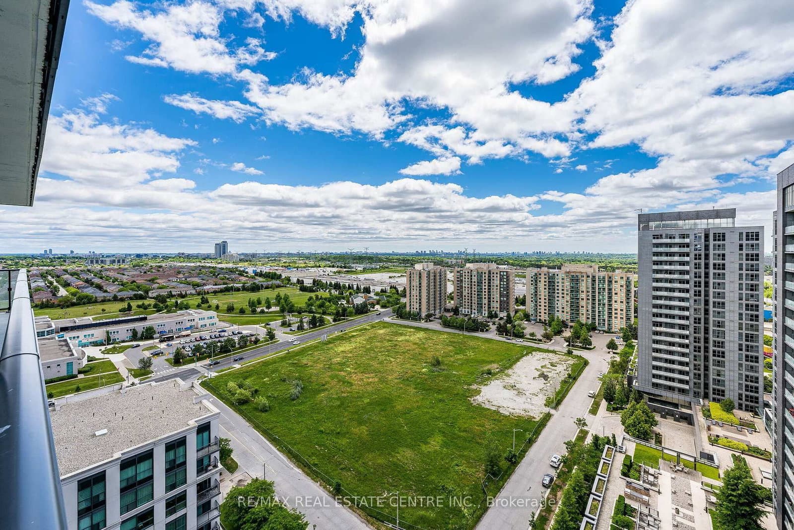 105 Oneida Crescent, Unit 1909 thumbnail 12