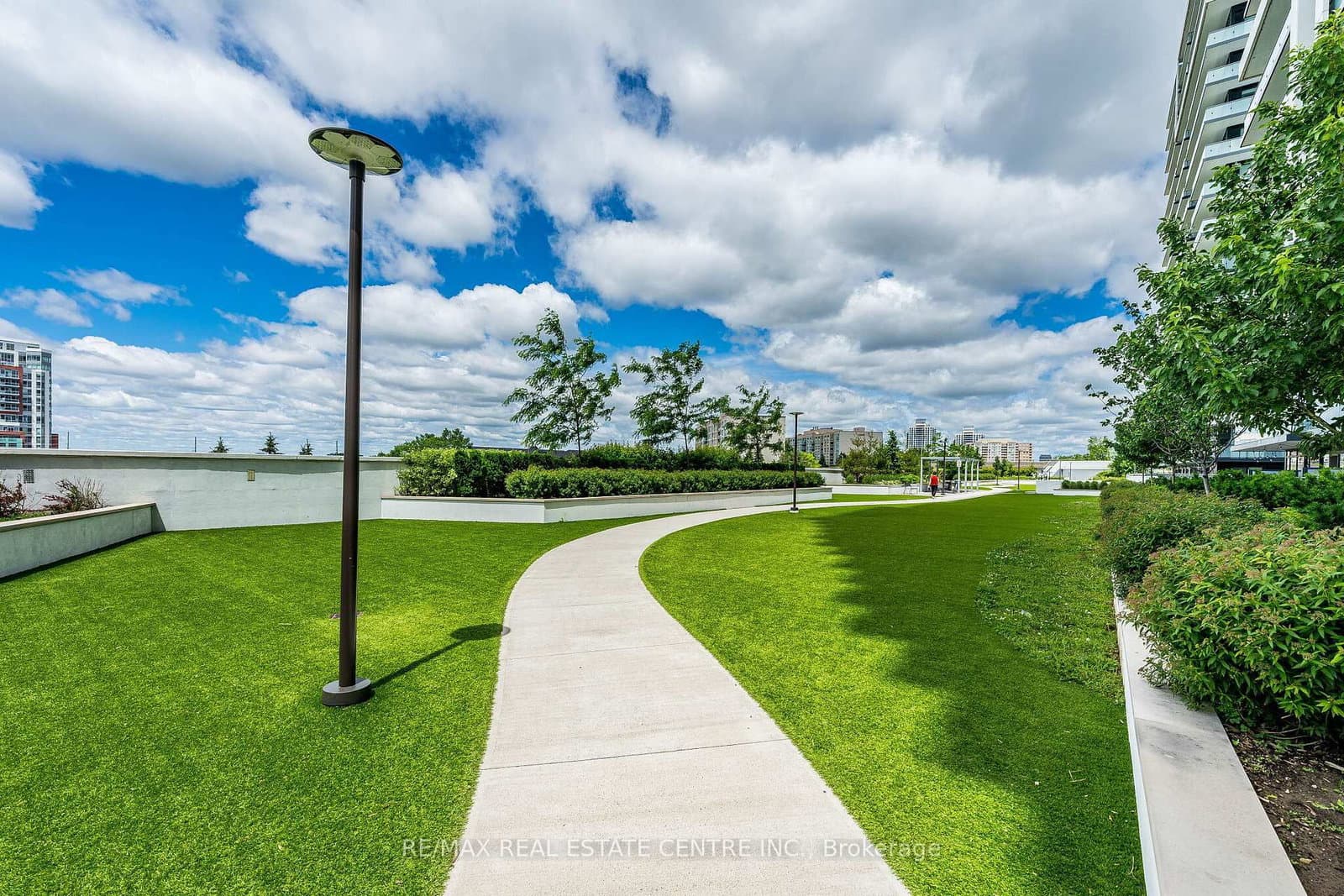 105 Oneida Crescent, Unit 1909 thumbnail 16