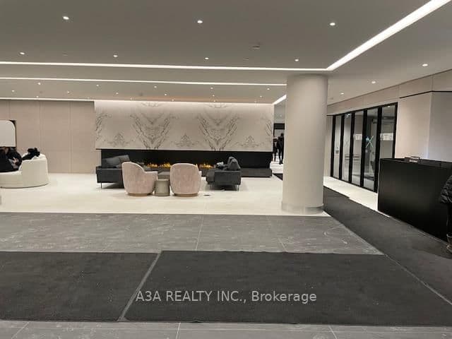 50 Upper Mall Way, Unit PH-02 thumbnail 10