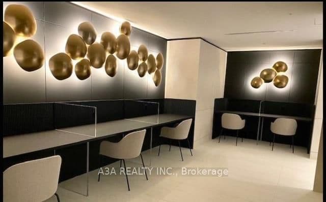 50 Upper Mall Way, Unit PH-02 thumbnail 11