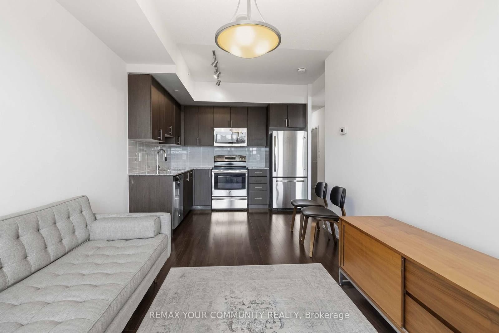 7167 Yonge Street, Unit 418 thumbnail 10