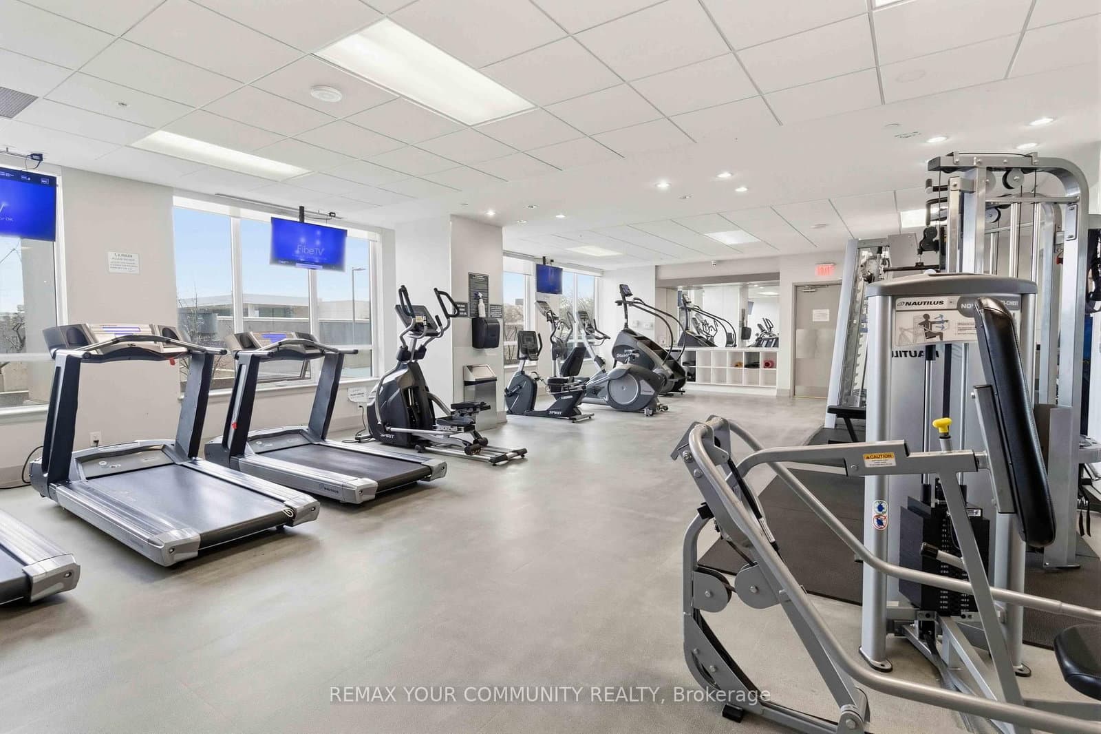7167 Yonge Street, Unit 418 thumbnail 24