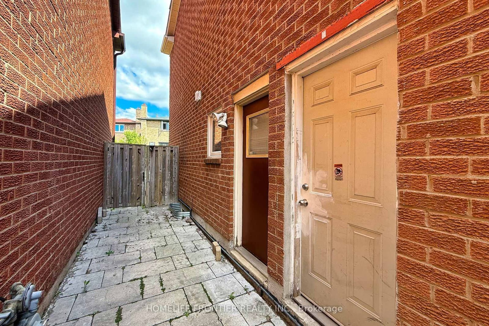 258 Conley Street, Unit Bsmt thumbnail 16