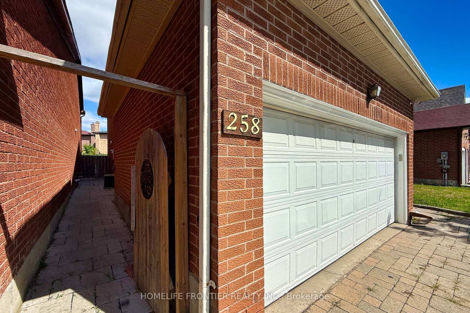 258 Conley Street, Unit Bsmt thumbnail 18