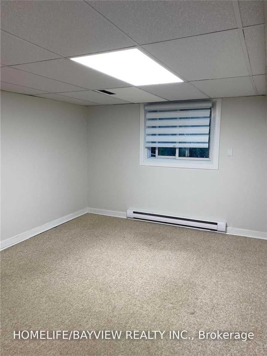 36 Eleanor Circle, Unit Lower thumbnail 8