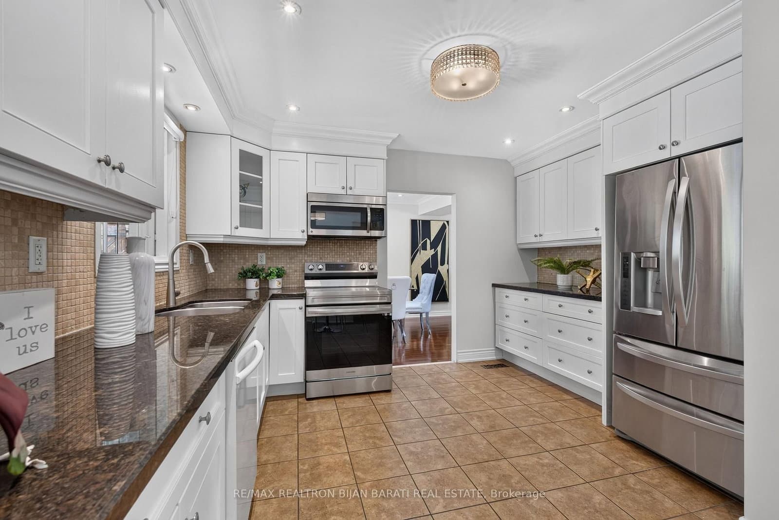 215 Grandview Avenue thumbnail 12