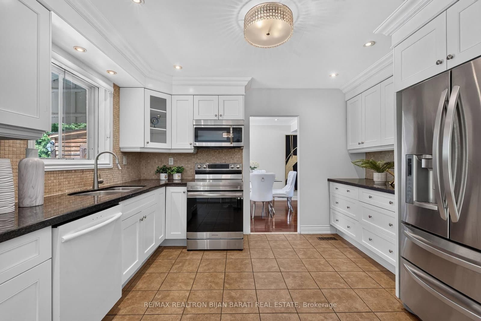 215 Grandview Avenue thumbnail 13