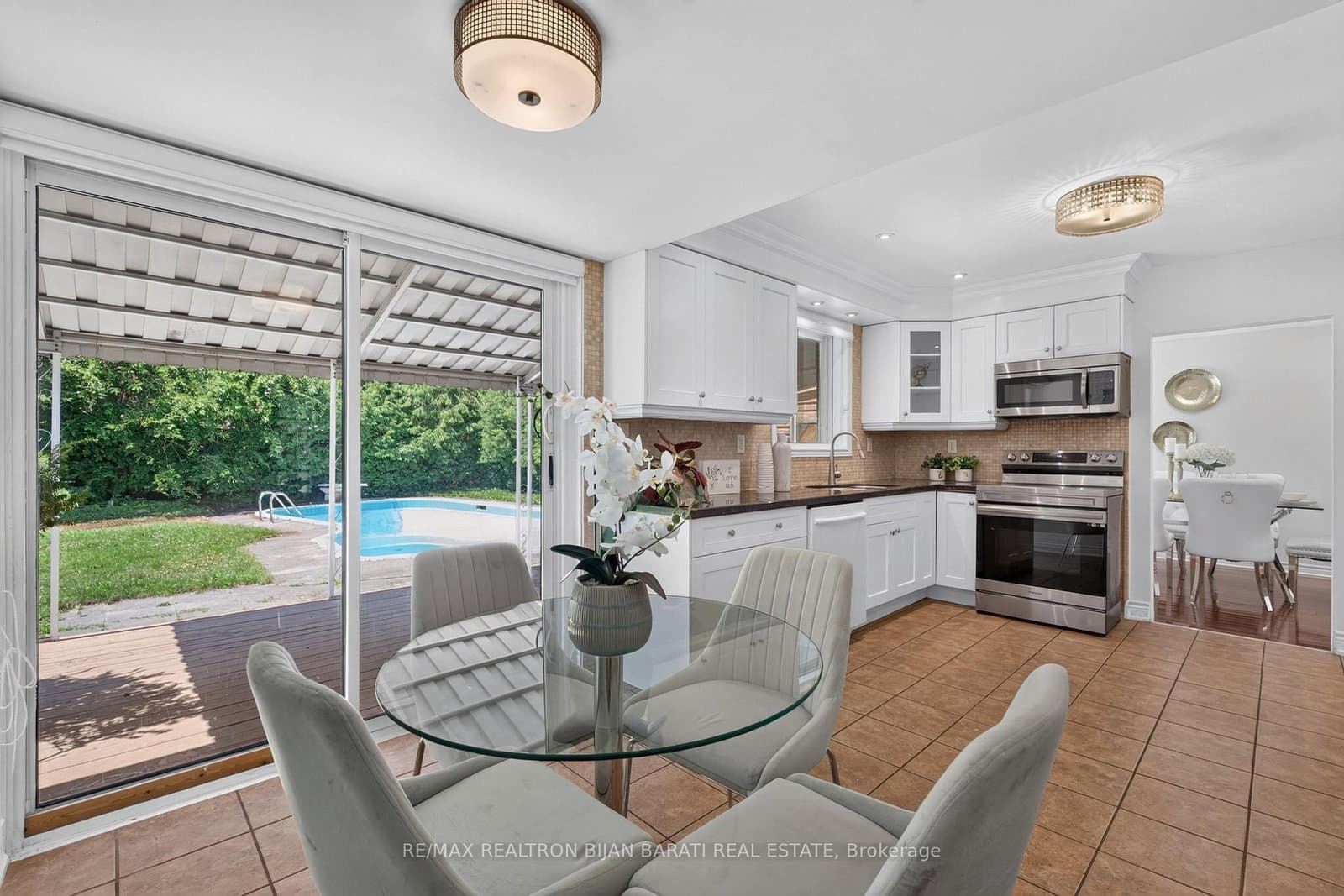 215 Grandview Avenue thumbnail 20