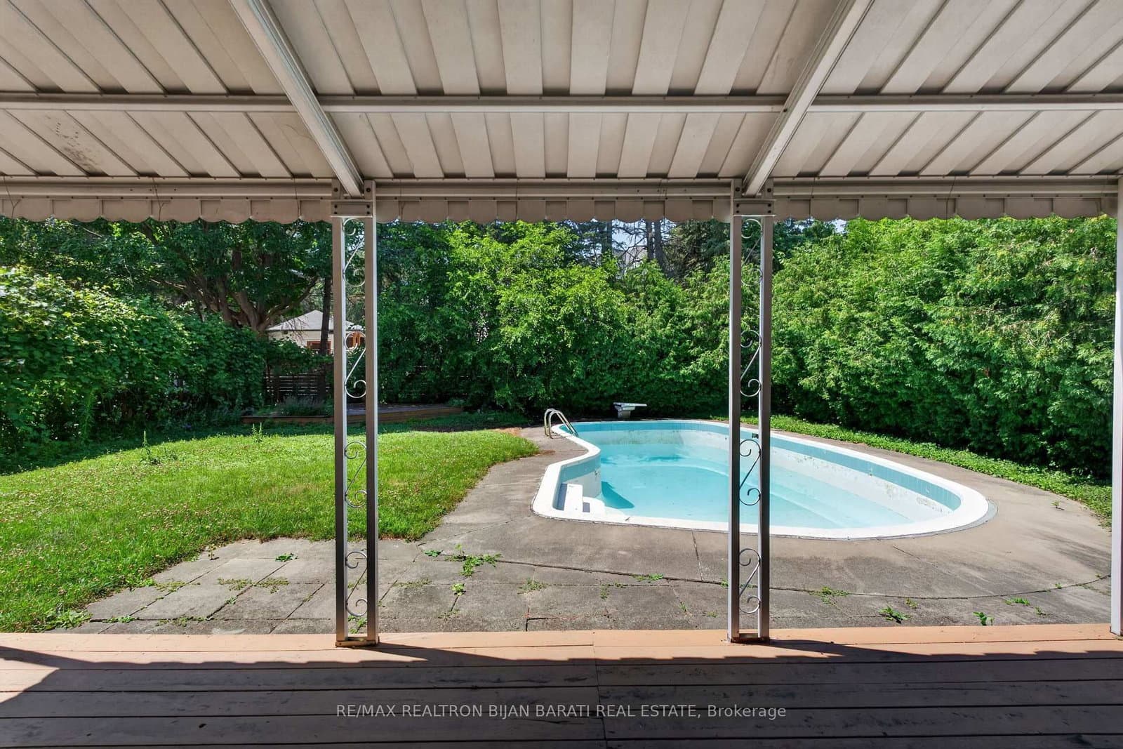 215 Grandview Avenue thumbnail 44