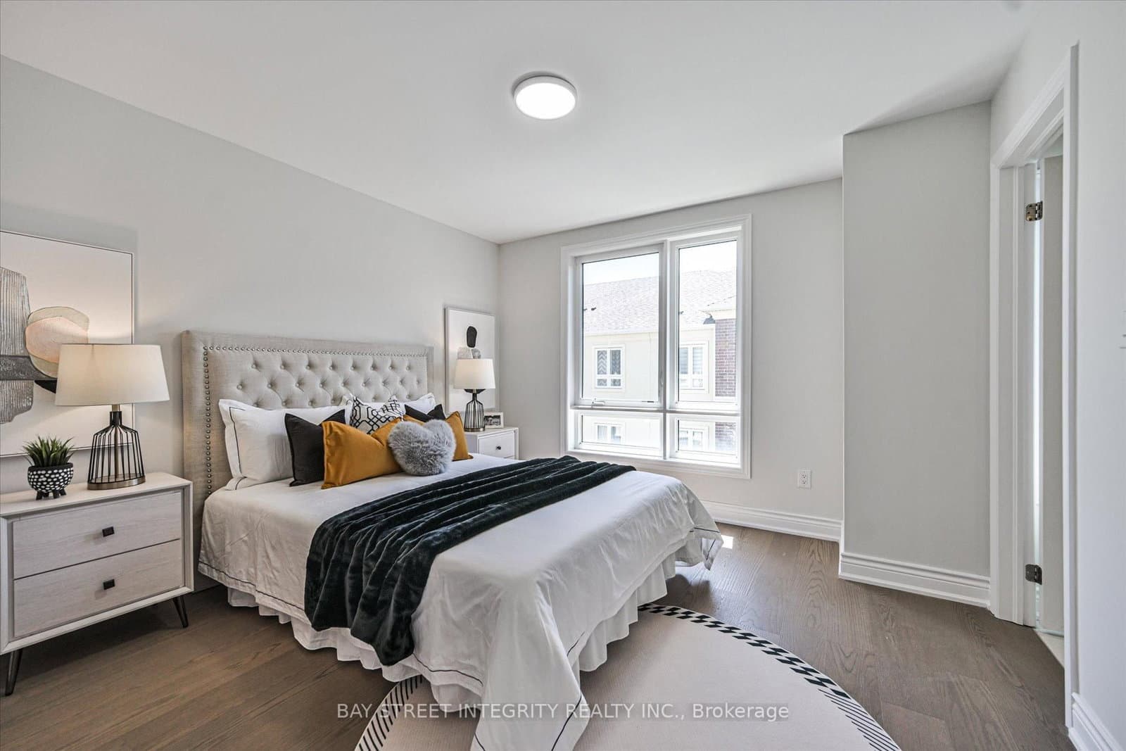 23 Chicago Lane thumbnail 20
