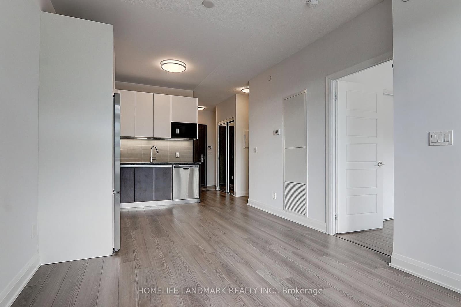 25 Water Walk Drive, Unit 506 thumbnail 9