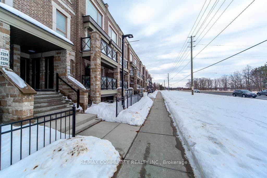 20 Westmeath Lane, Unit 2322 thumbnail 4