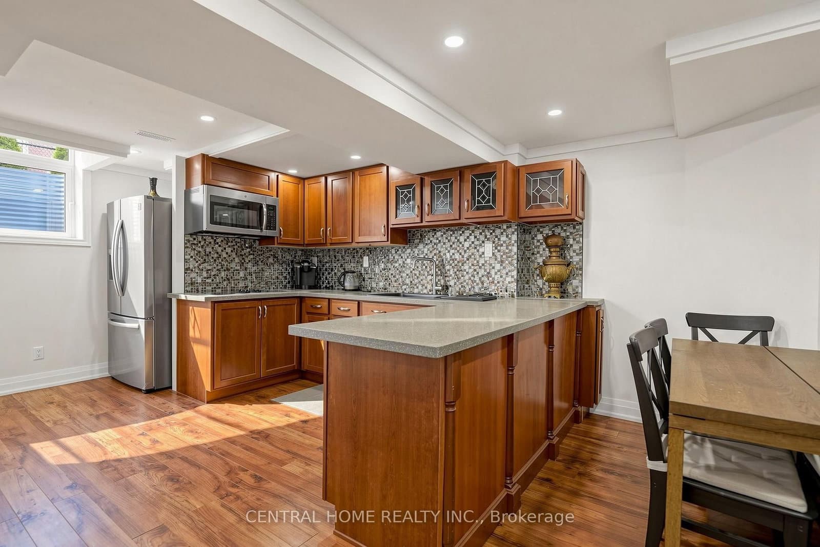 307 Alex Doner Drive N, Unit BASEMENT UNIT 1 thumbnail 12