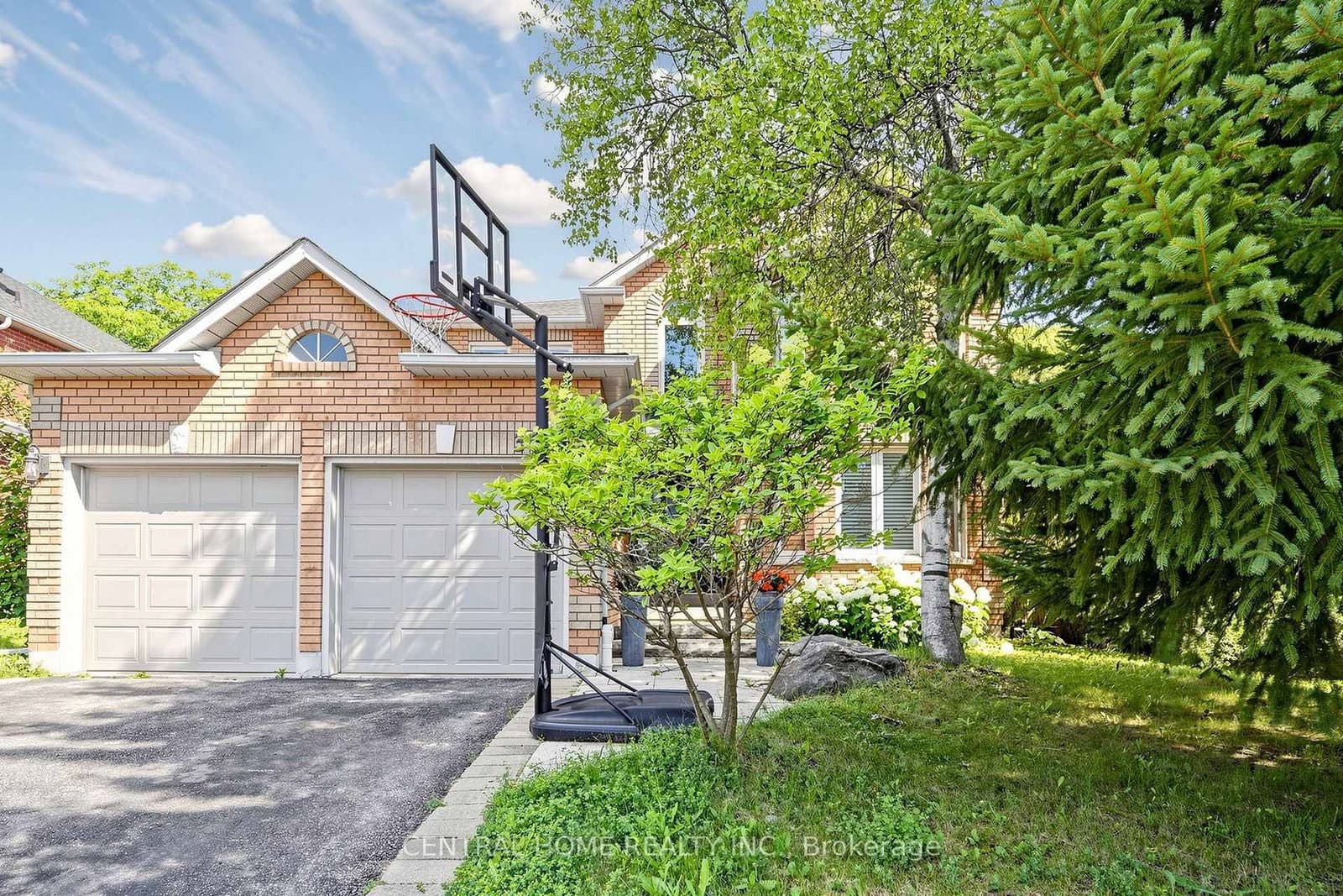 307 Alex Doner Drive N, Unit BASEMENT UNIT 1 thumbnail 4