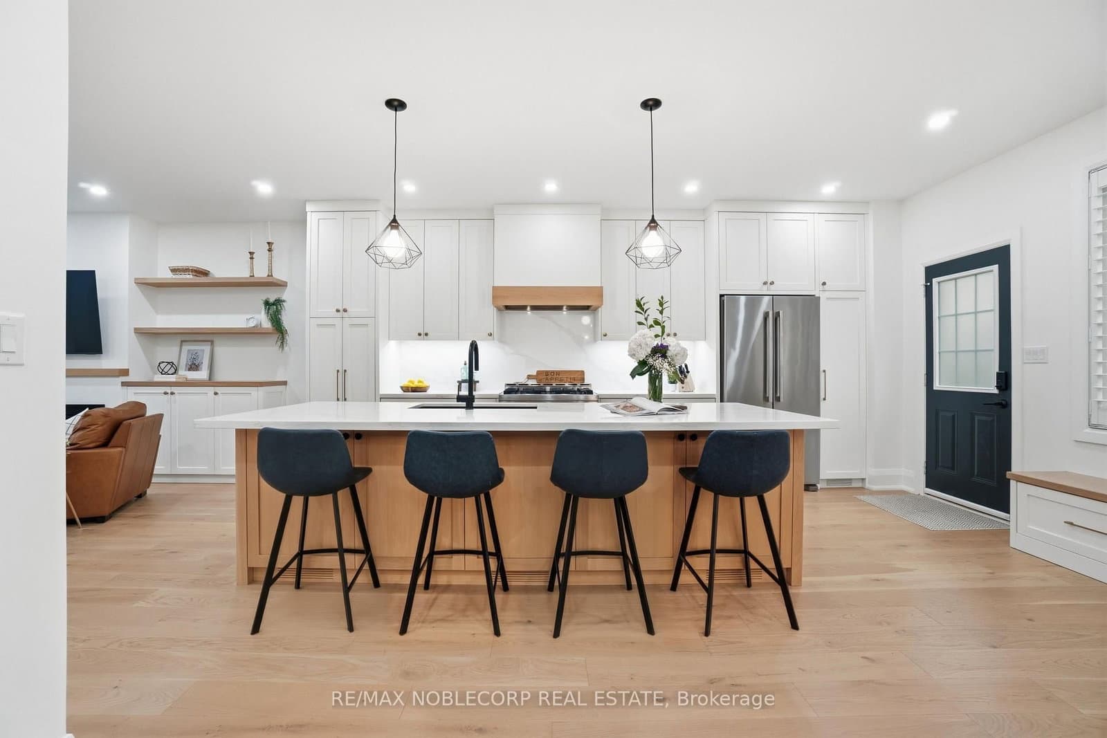 2 Glengordon Crescent thumbnail 10