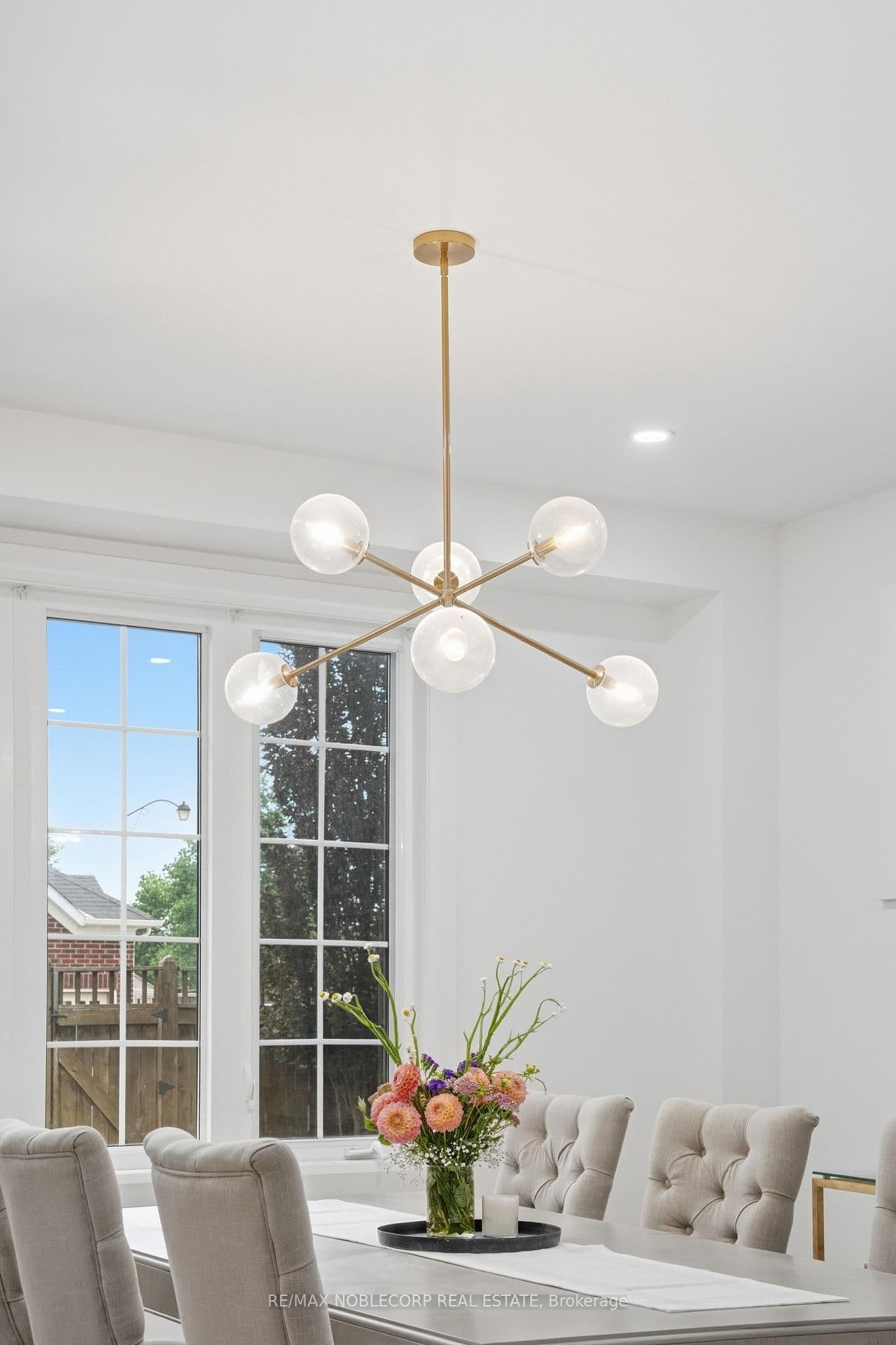 2 Glengordon Crescent thumbnail 16