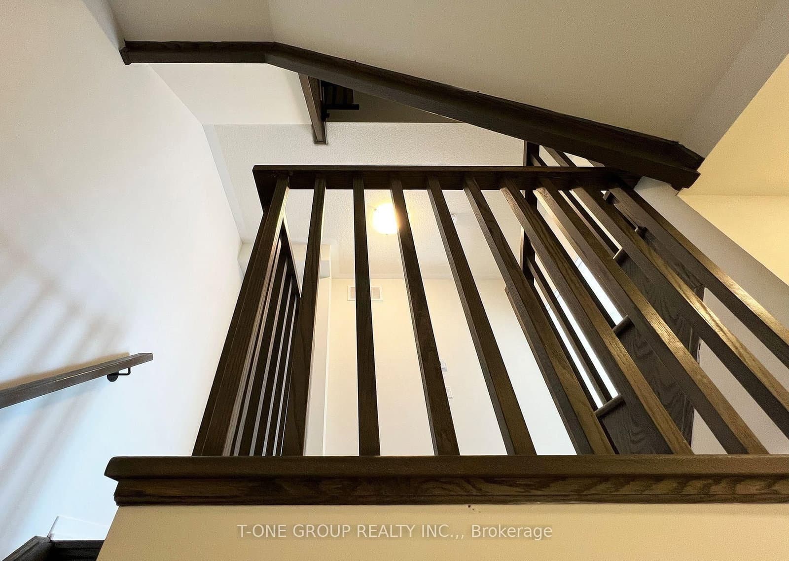 90 Honeycrisp Crescent, Unit TH 362 thumbnail 7