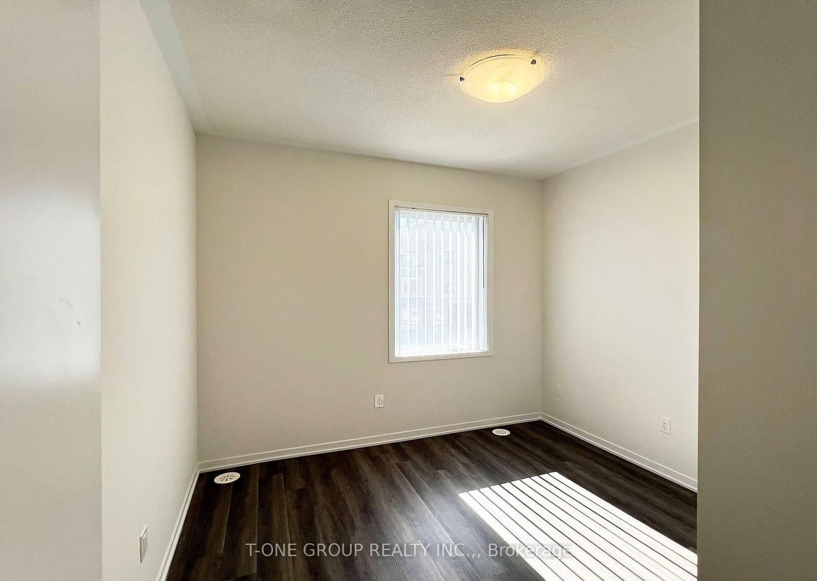 90 Honeycrisp Crescent, Unit TH 362 thumbnail 9