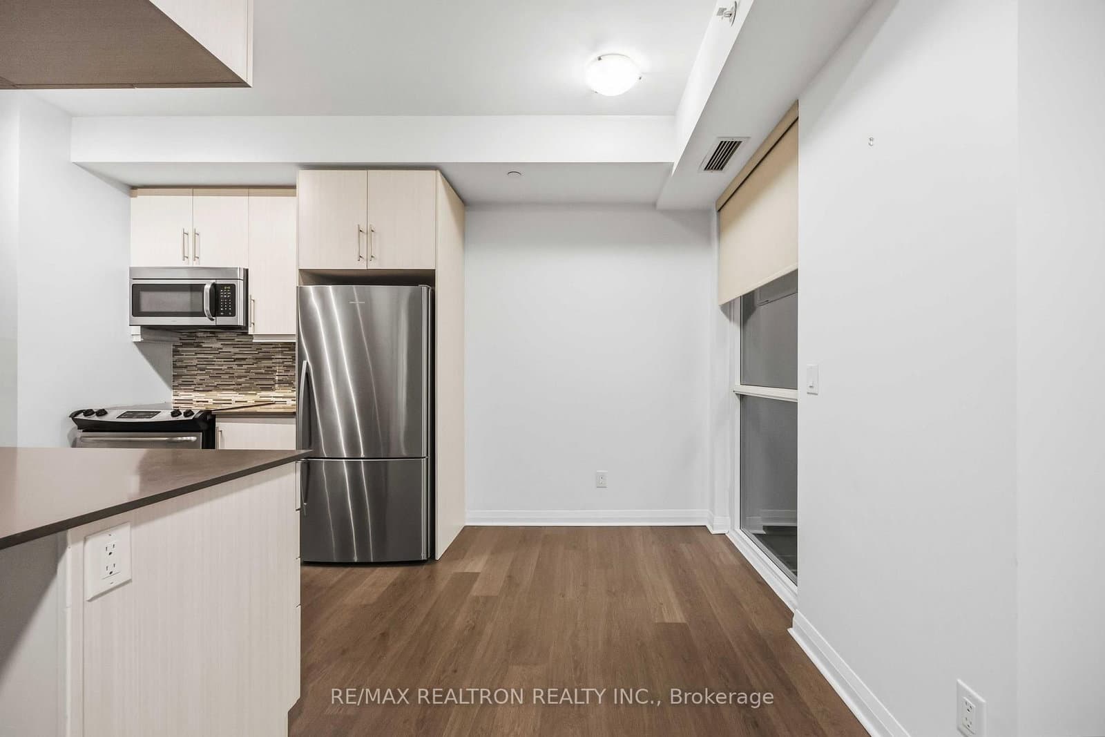 55 Oneida Crescent, Unit 1904 thumbnail 10