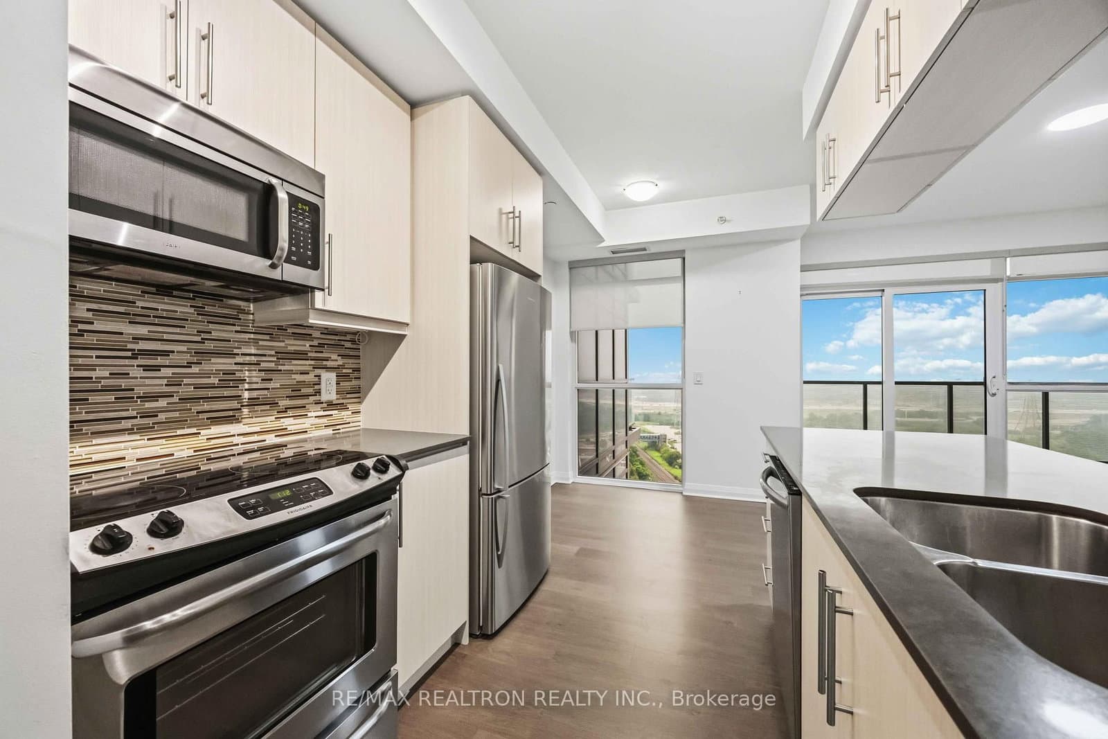 55 Oneida Crescent, Unit 1904 thumbnail 14