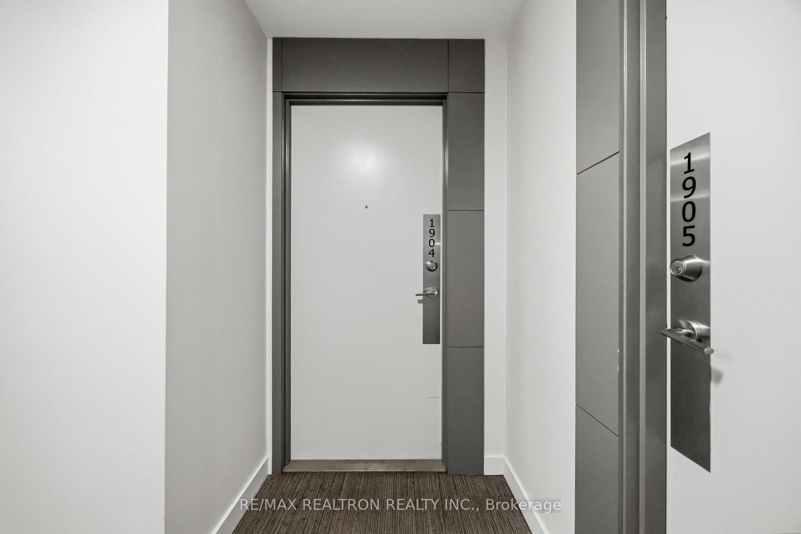 55 Oneida Crescent, Unit 1904 thumbnail 2