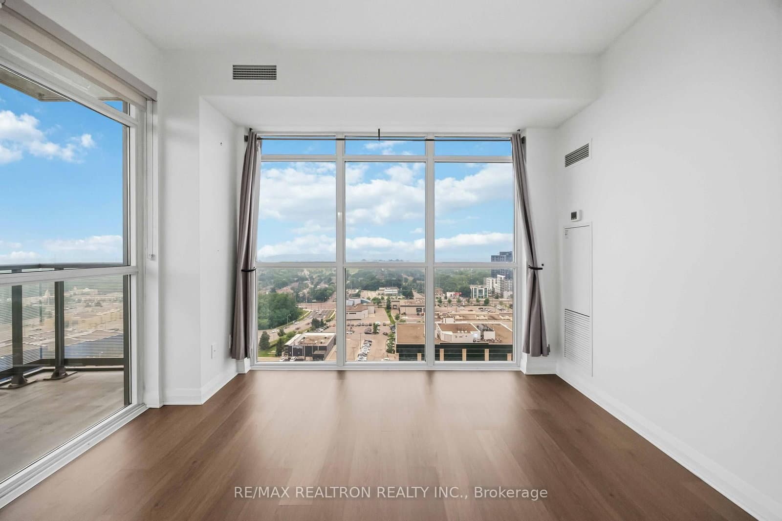 55 Oneida Crescent, Unit 1904 thumbnail 22