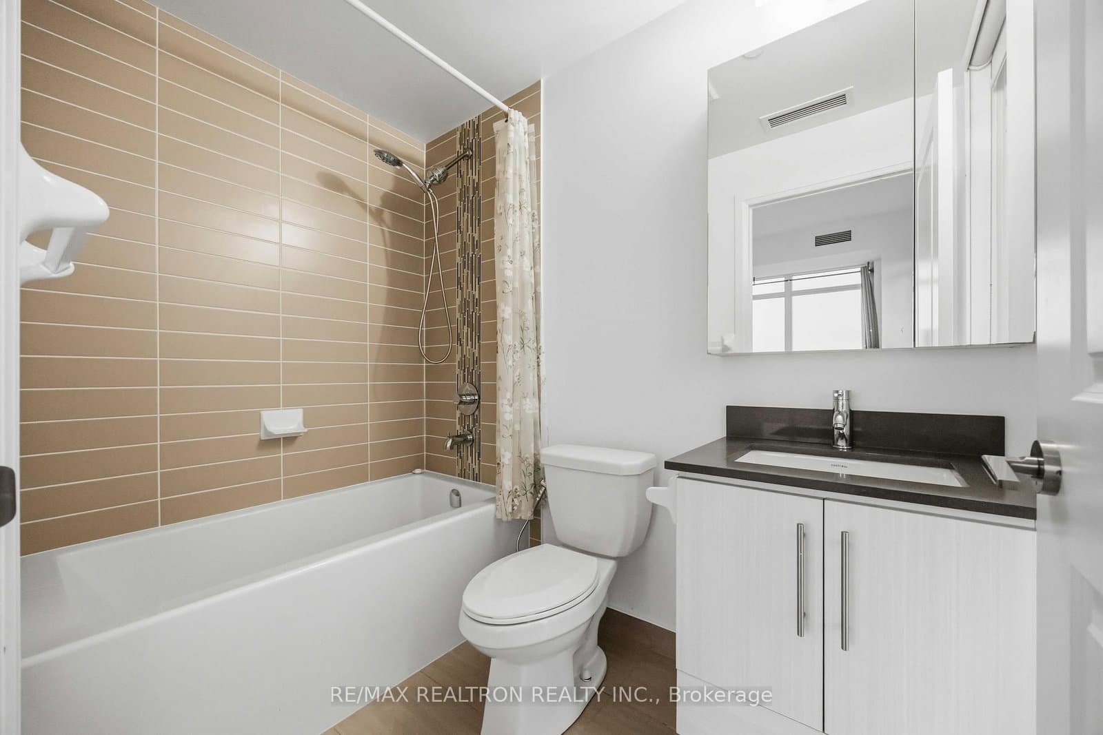 55 Oneida Crescent, Unit 1904 thumbnail 24