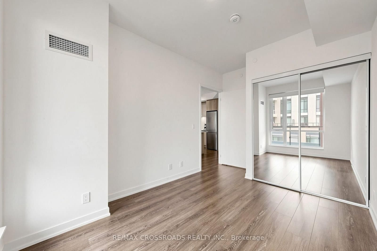 7950 Bathurst Street, Unit 902 thumbnail 16