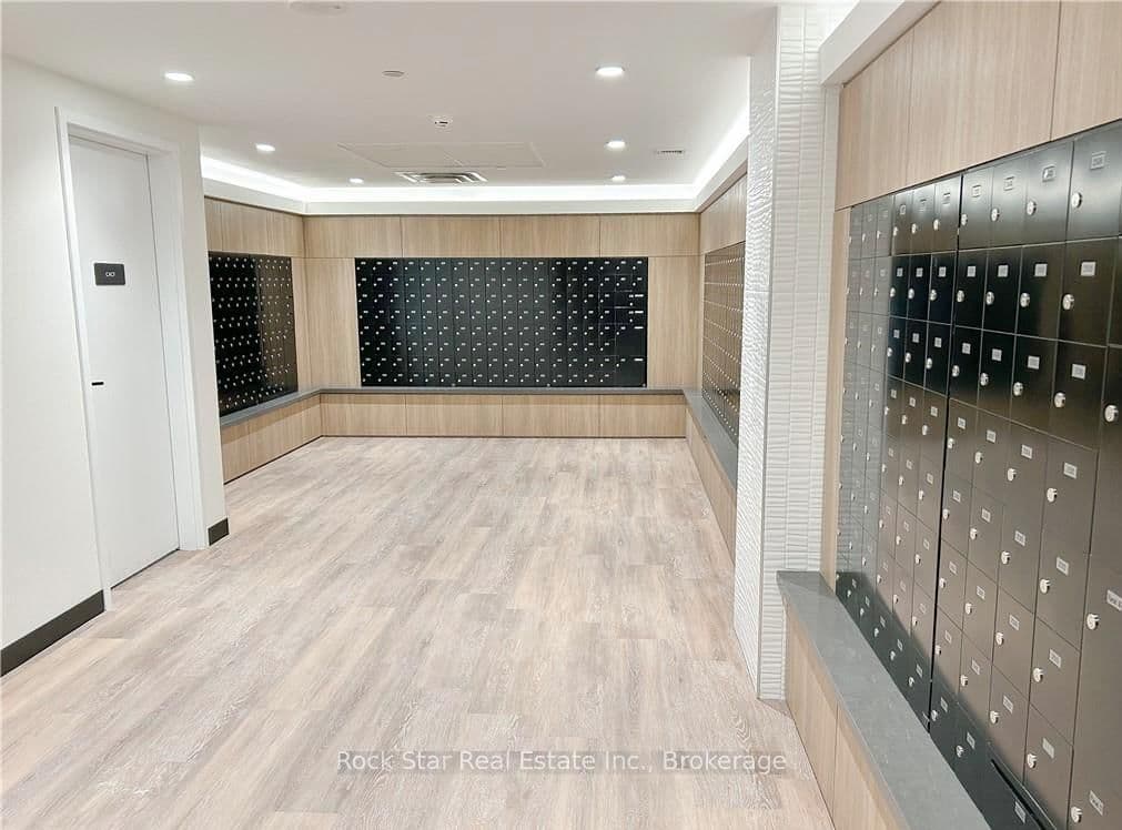 7950 Bathurst Street, Unit 629 thumbnail 5