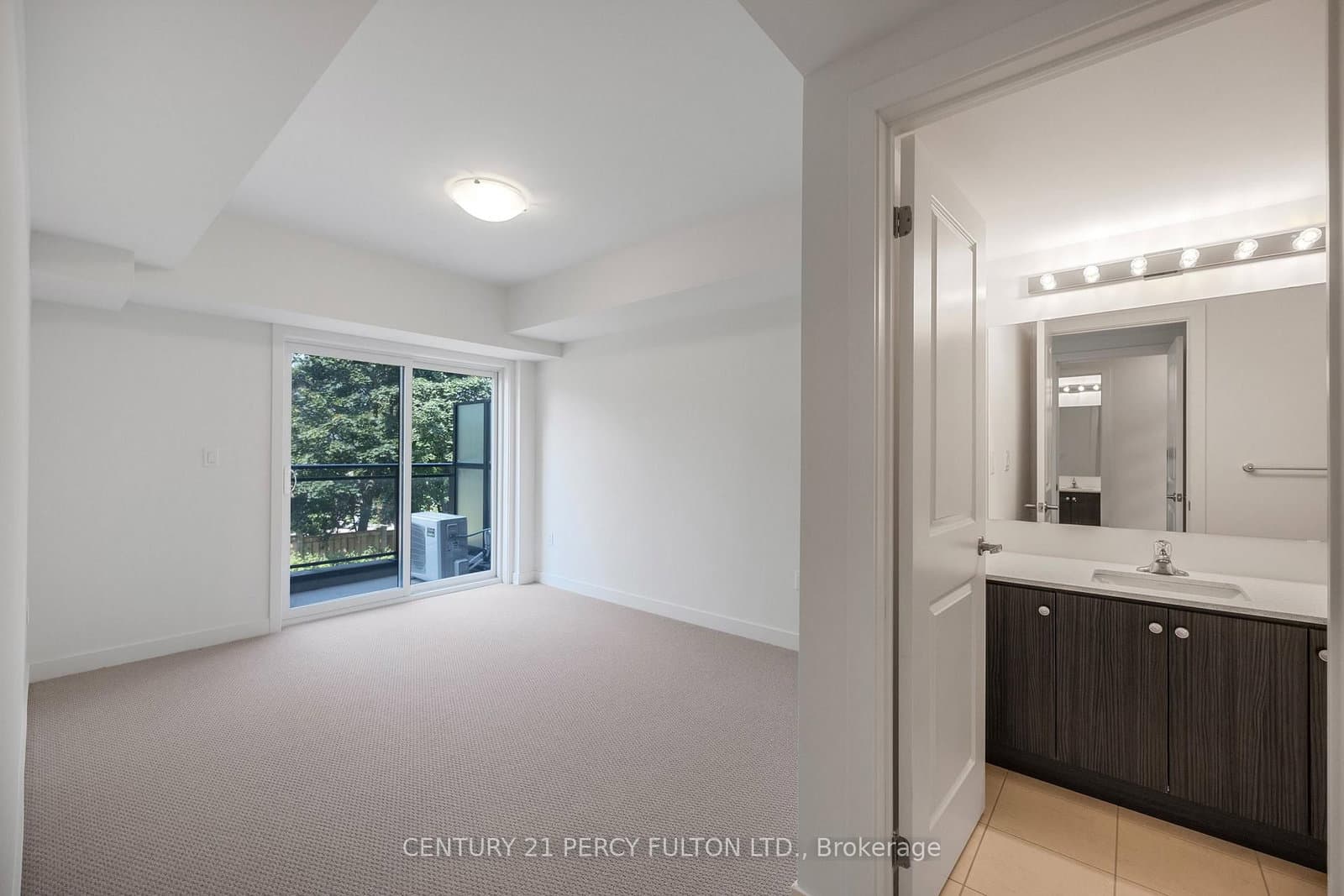 58 Elizabeth Street S, Unit 2208 thumbnail 16