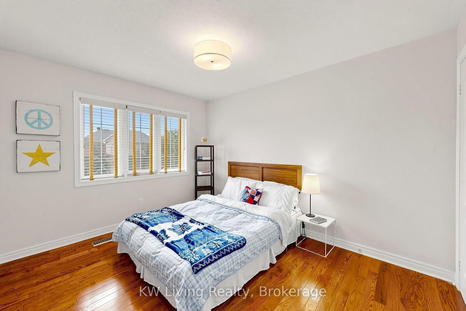 72 Stotts Crescent thumbnail 19