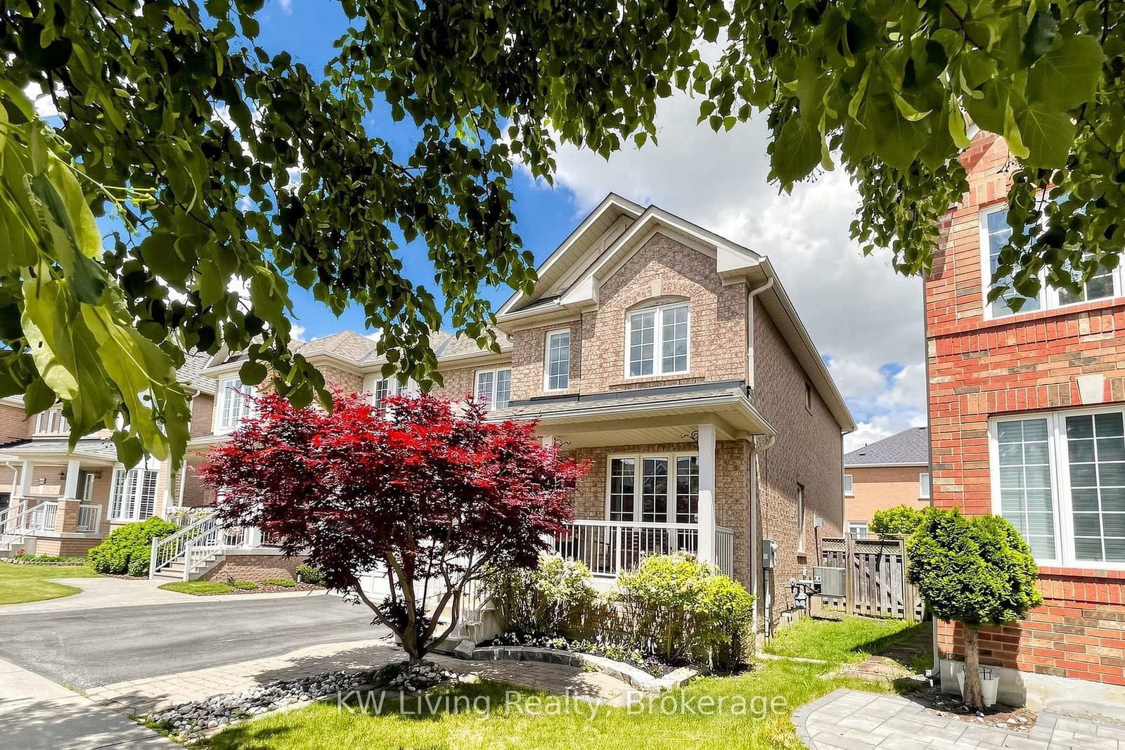72 Stotts Crescent thumbnail 2