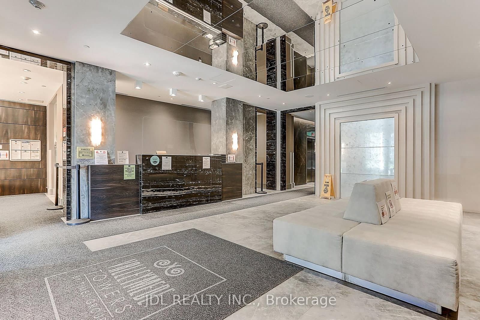 398 Highway 7 Street E, Unit 303 thumbnail 4