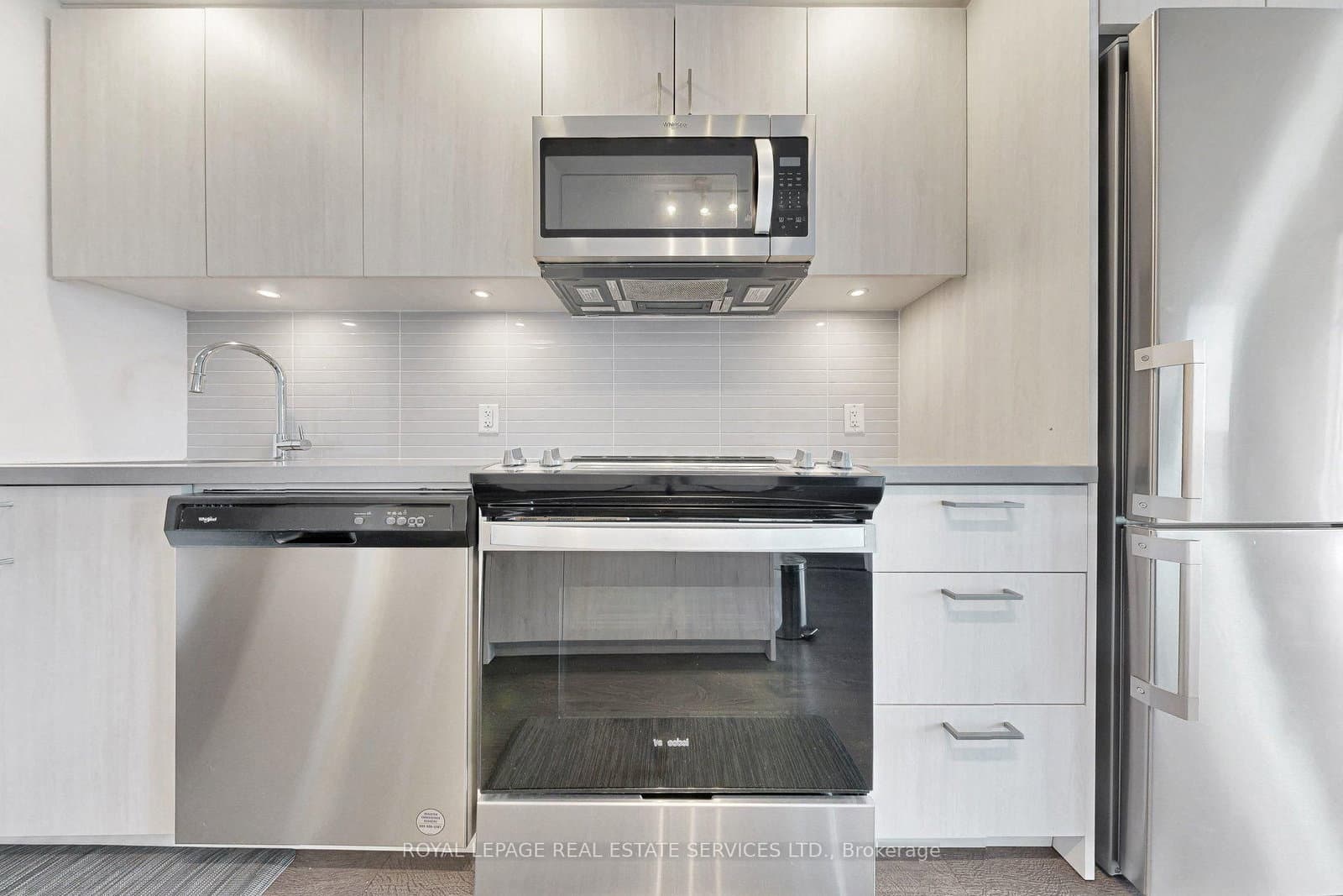 8868 Yonge Street, Unit 1107E thumbnail 10