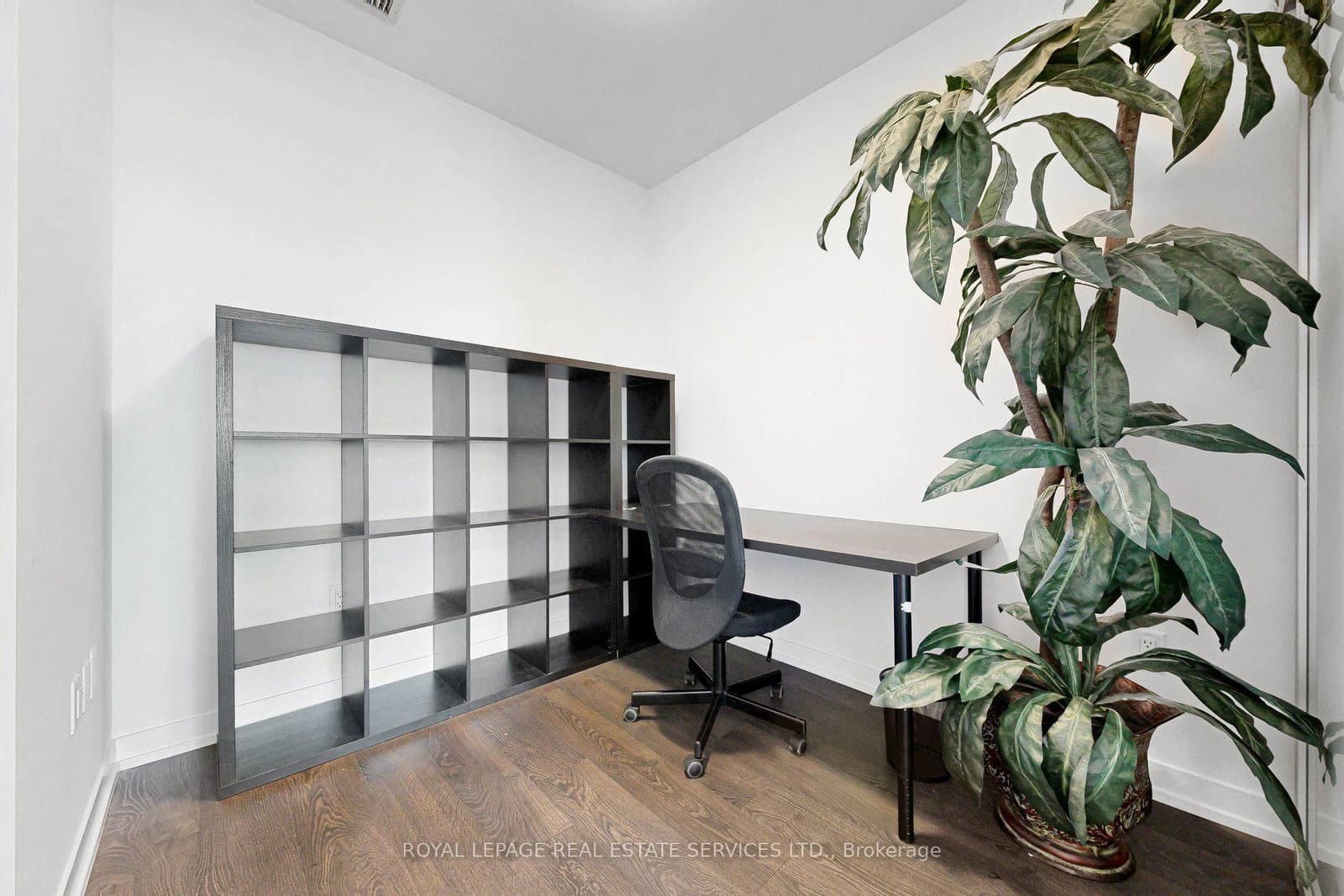 8868 Yonge Street, Unit 1107E thumbnail 18
