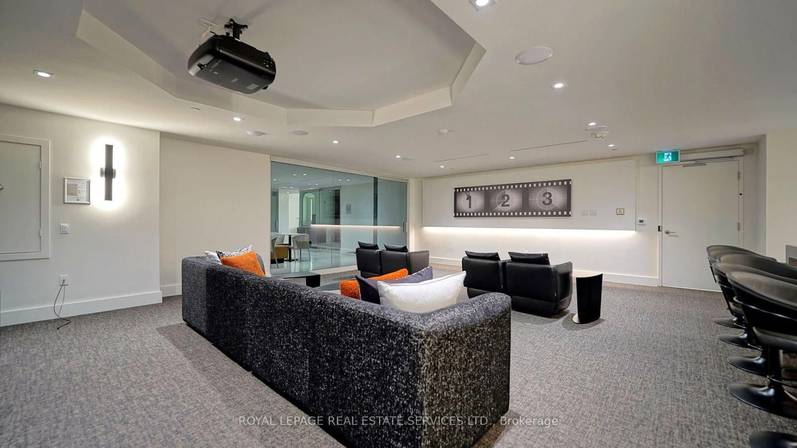 8868 Yonge Street, Unit 1107E thumbnail 32
