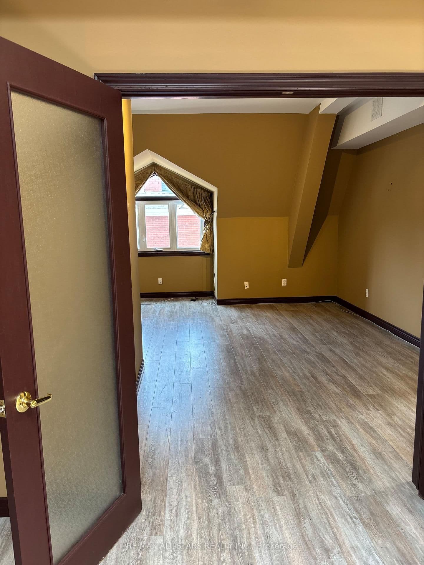 38 Wellington Street E, Unit 7C thumbnail 13