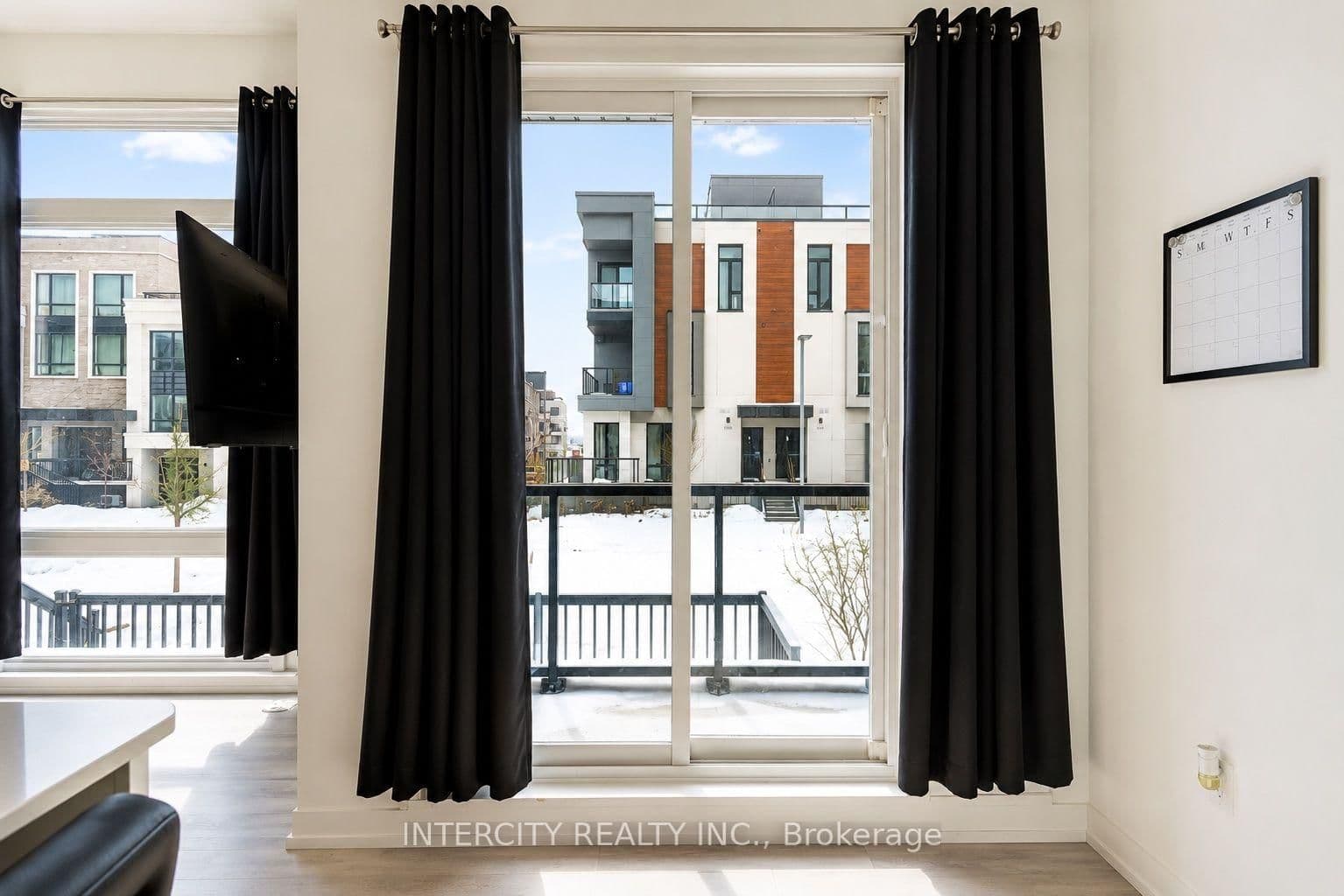 11 David Eyer Road, Unit 1504 thumbnail 10