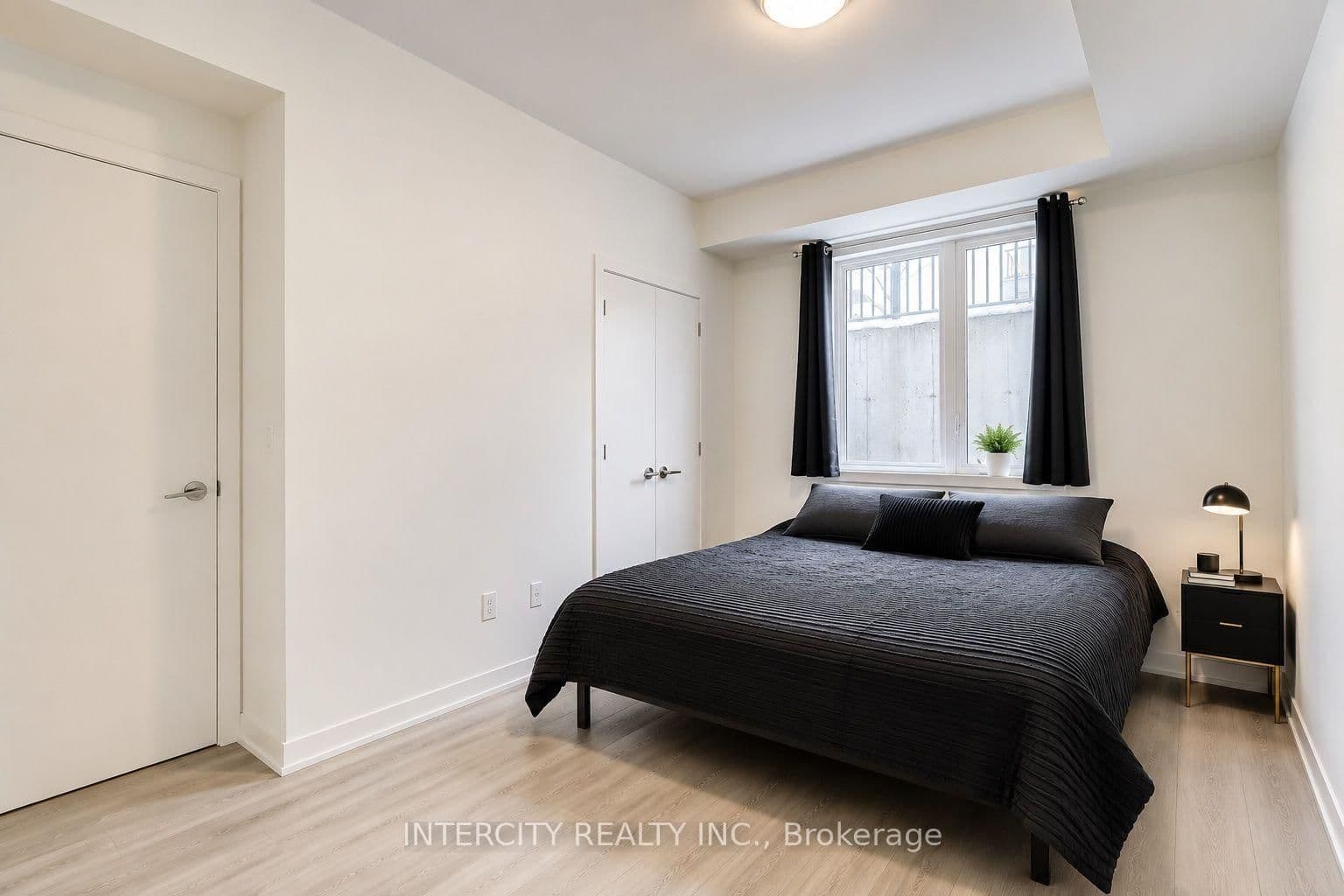 11 David Eyer Road, Unit 1504 thumbnail 13