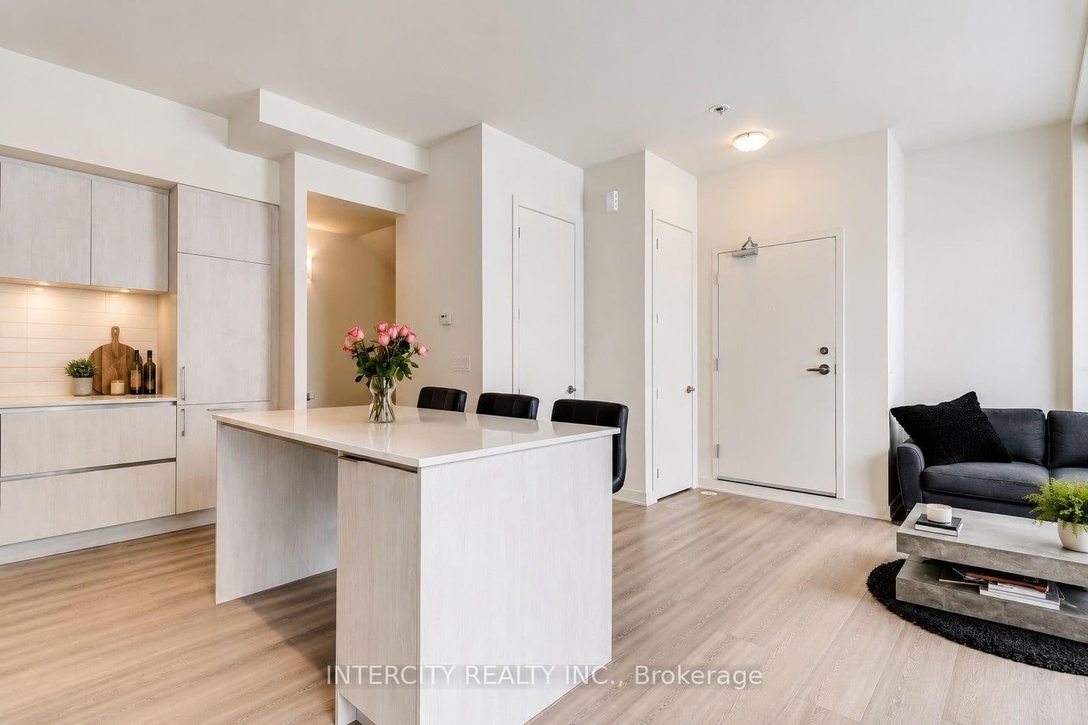 11 David Eyer Road, Unit 1504 thumbnail 7