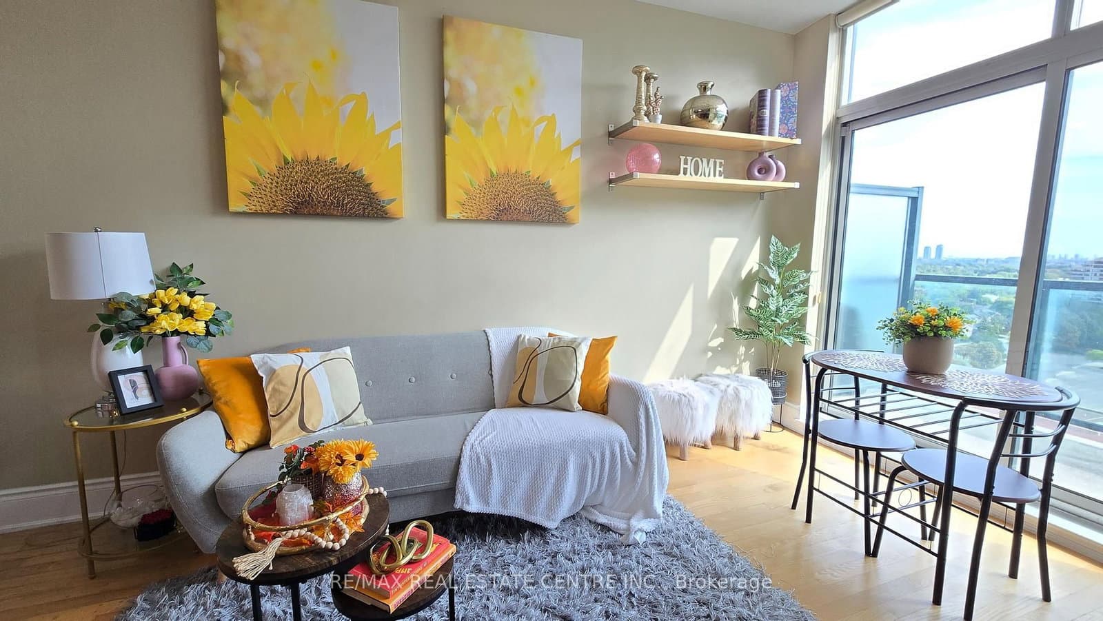 18 Harding Boulevard, Unit PH207 thumbnail 8