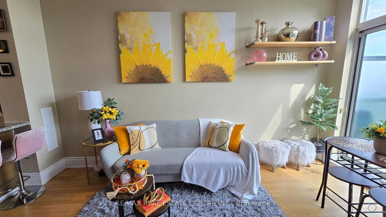 18 Harding Boulevard, Unit PH207 thumbnail 9